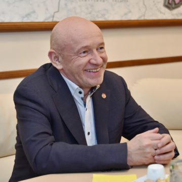vam-ulybaetsya-1-360x360.jpg