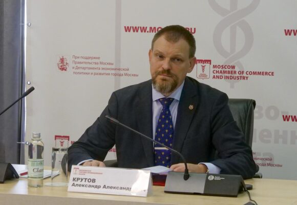 Поздравление вице-президента МТПП Александра Крутова со Всемирным днем науки